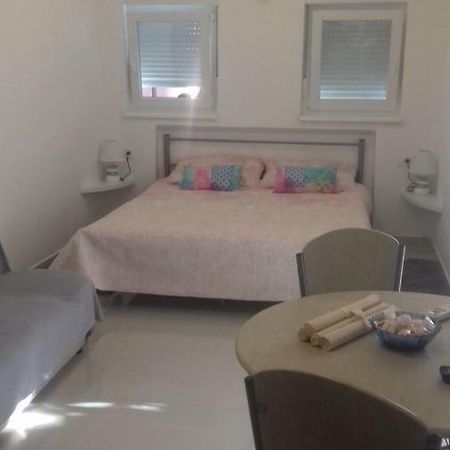 Appartamento Tili Pola Esterno foto