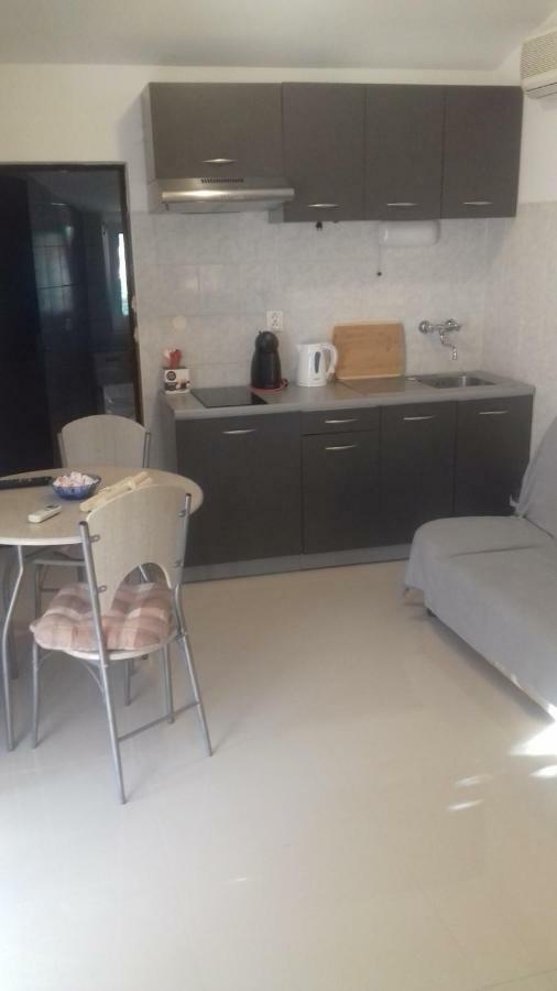 Appartamento Tili Pola Esterno foto