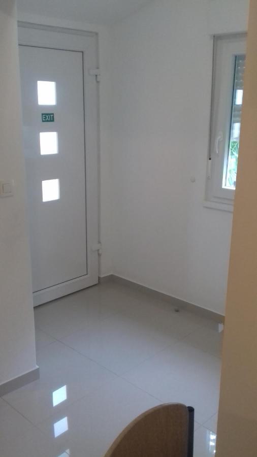 Appartamento Tili Pola Esterno foto